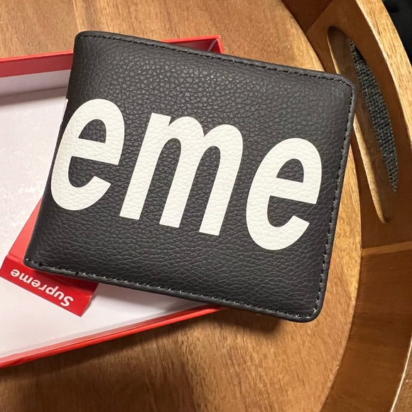Supreme Wallet Custom - Picture 6 of 6